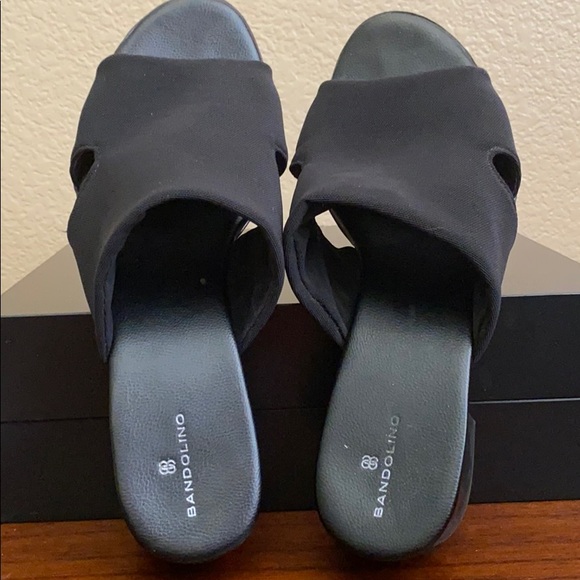 Bandolino Black Slip on Sandals - Picture 4 of 7